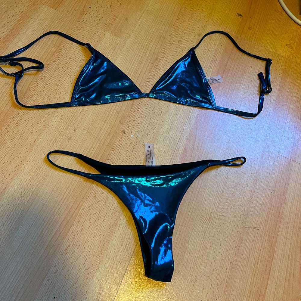 NWOT Metallic Turquoise Microkini